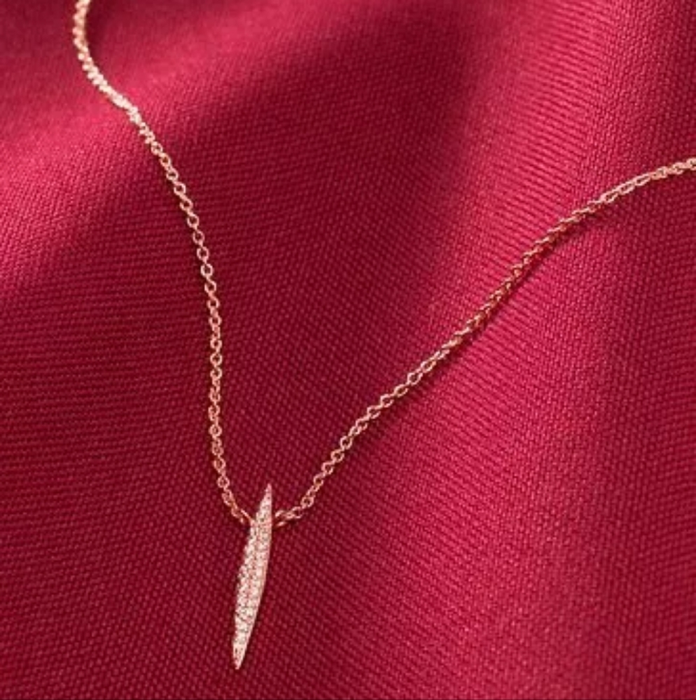 Stella and Dot Marilyn Marquis Necklace Rose Gold